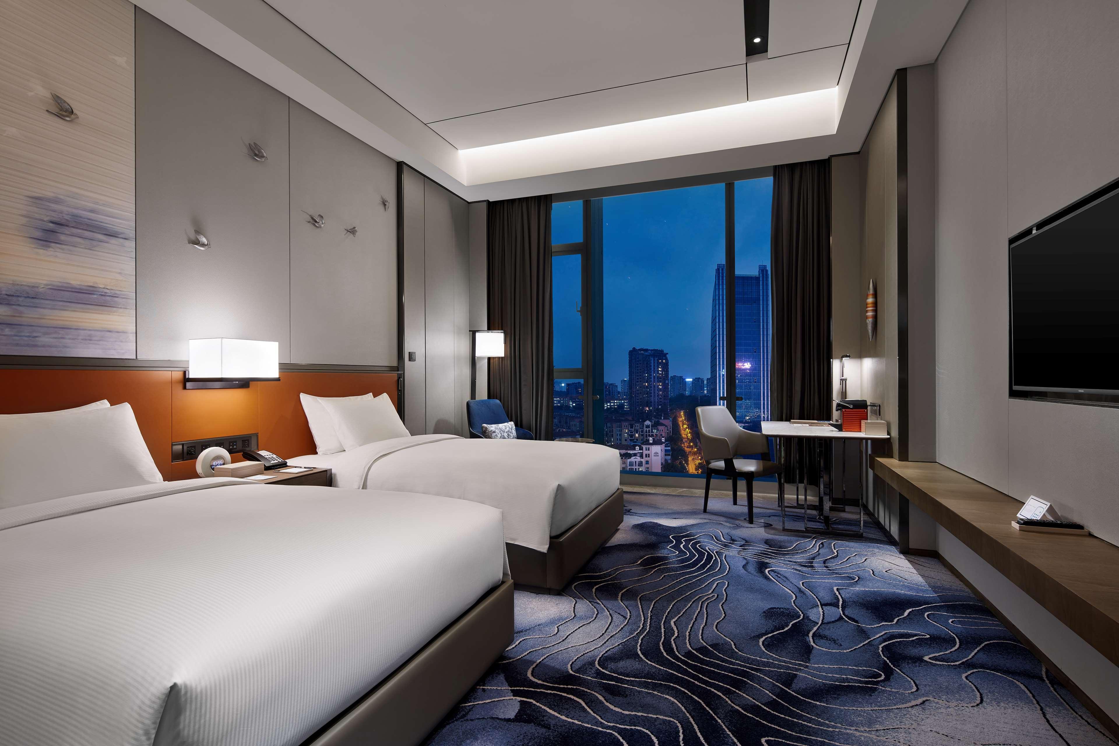 Hotel Hilton Guiyang Guiyang  Exterior foto